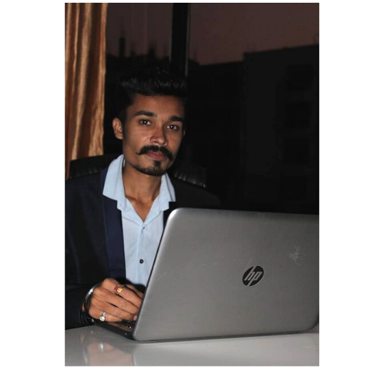 Pranav Kumbhare, Founder of Inforadient Technologies Pvt Ltd, Leading Entrepreneur in Digital World