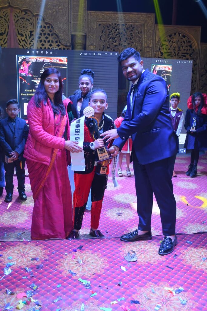 ISHAN M ANTO /Varun /Ritu won the Title of Royal Mr,Miss&kids INDIA S-4 By Royal production house nd Bhanu Pratap Saini.