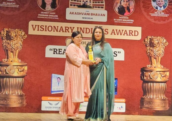Punam Gupta Honored with Visionary Indian Award: A Beacon of Real-Life Heroism and Social Change.Punam Gupta Honored with Visionary Indian Award: A Beacon of Real-Life Heroism and Social Change.Punam Gupta Honored with Visionary Indian Award: A Beacon of Real-Life Heroism and Social Change.